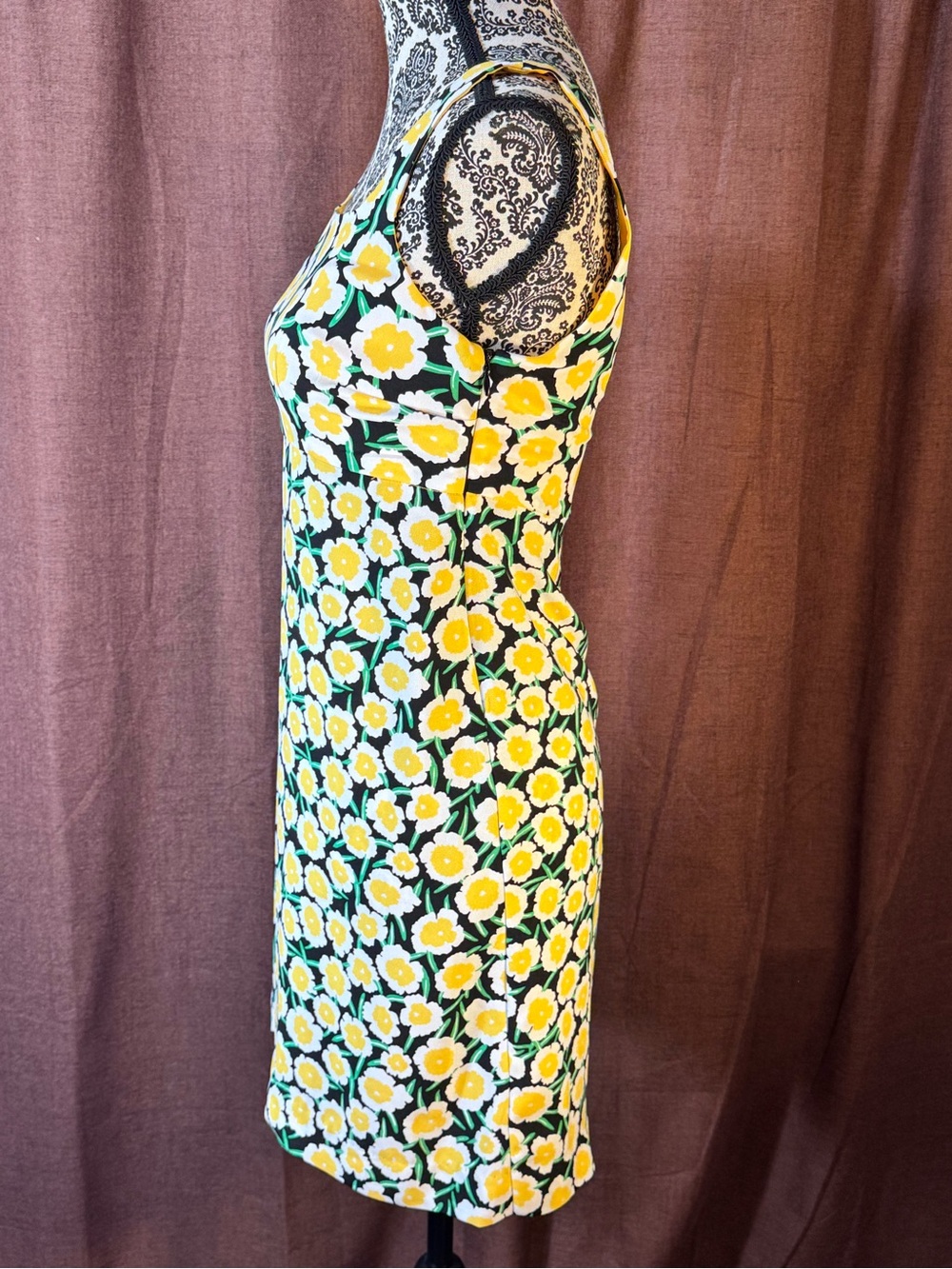Diane Von Furstenberg Floral Sunburst Sleeveless Dress - Yellow Floral size 2 - Picture 2 of 6